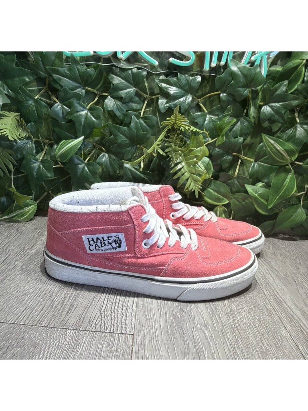 Vans Ultracush Mid Half Cab Suede Pink Men's Size 7 Women 8.5